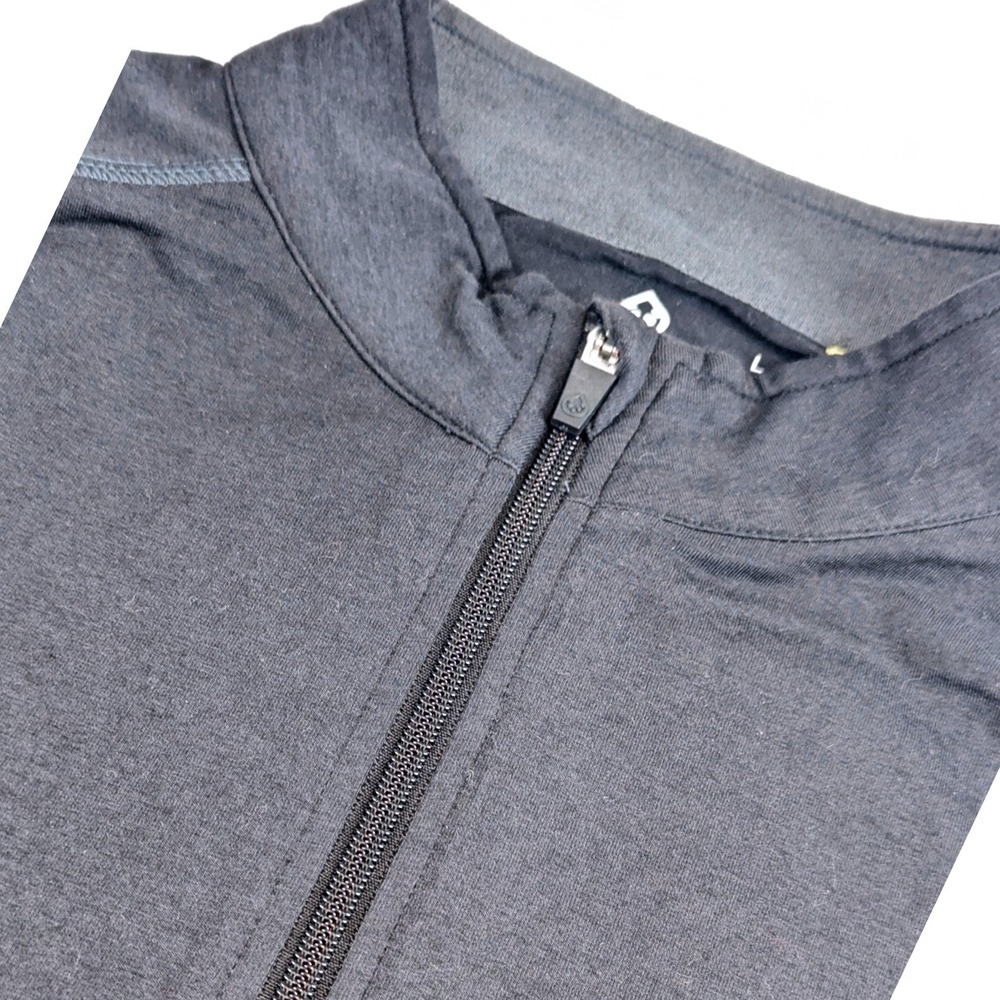 Tasc Performance Mens Black Quarter Zip Pullover Long Sleeve TM109 Size L